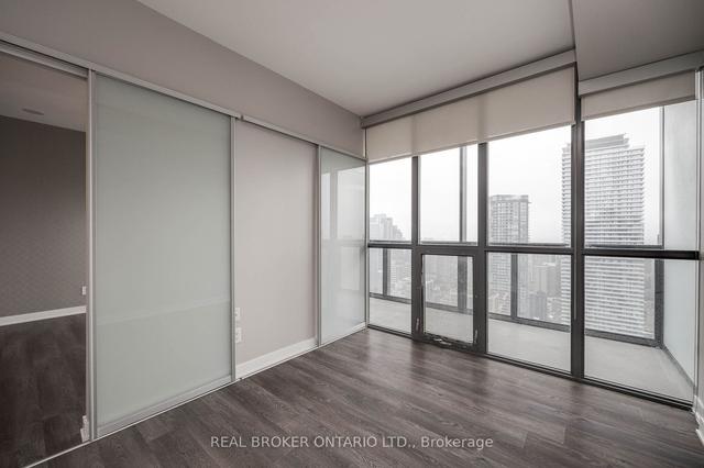 3903 - 110 Charles St E, Condo with 1 bedrooms, 1 bathrooms and 1 parking in Toronto ON | Image 10