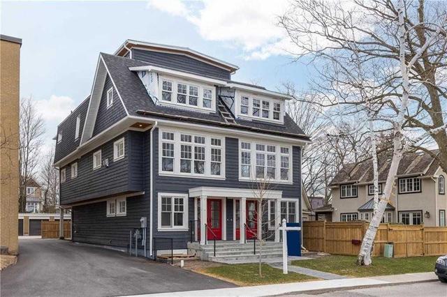 81 Wilson St, House semidetached with 3 bedrooms, 5 bathrooms and 2 parking in Oakville ON | Image 1