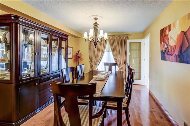 83 Afton Cres, House detached with 4 bedrooms, 3 bathrooms and 4 parking in Vaughan ON | Image 7