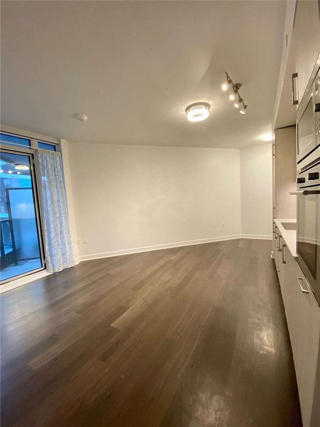 915 - 27 Bathurst St, Condo with 1 bedrooms, 1 bathrooms and 0 parking in Toronto ON | Image 10