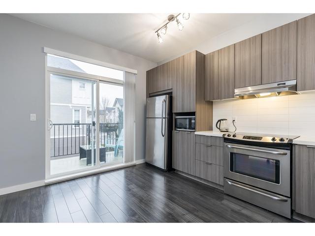 11 - 30989 Westridge Place, House attached with 2 bedrooms, 3 bathrooms and 2 parking in Abbotsford BC | Image 10