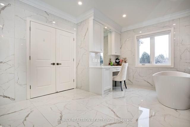 106 Angus Glen Blvd, House detached with 6 bedrooms, 7 bathrooms and 8 parking in Markham ON | Image 20