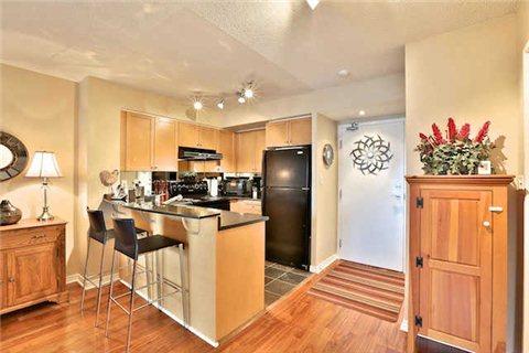 803 - 230 King St E, Condo with 2 bedrooms, 1 bathrooms and 1 parking in Toronto ON | Image 12