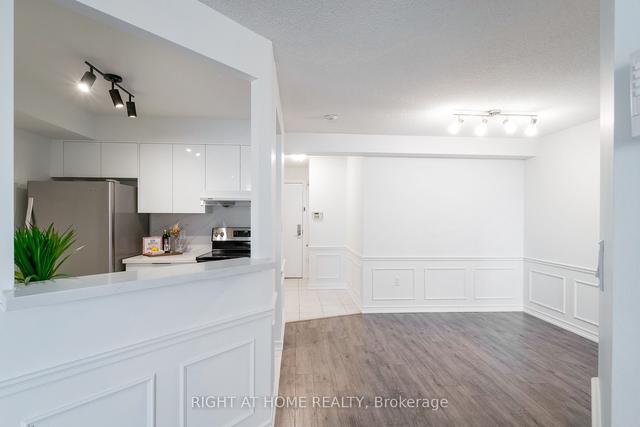 701 - 88 Grandview Way, Condo with 2 bedrooms, 2 bathrooms and 1 parking in Toronto ON | Image 6
