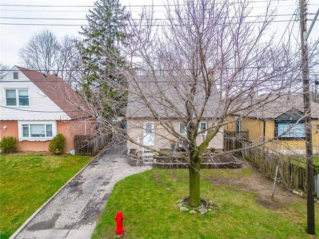 4 East 44th Street, House detached with 3 bedrooms, 1 bathrooms and 4 parking in Hamilton ON | Image 3