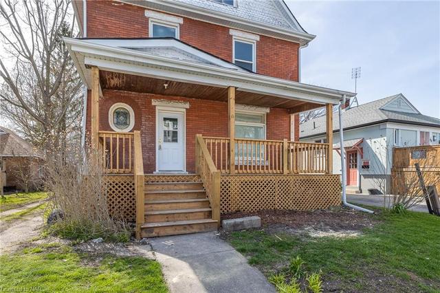 94 King Street, House detached with 6 bedrooms, 2 bathrooms and 4 parking in Port Colborne ON | Image 34