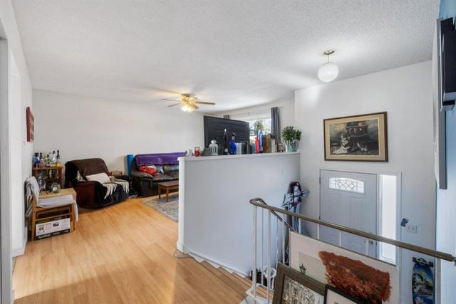 211 Lynnover Place Se, House detached with 3 bedrooms, 2 bathrooms and 2 parking in Calgary AB | Image 4