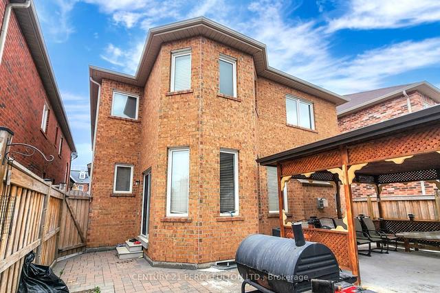763 Shanks Hts, House detached with 4 bedrooms, 5 bathrooms and 6 parking in Milton ON | Image 32