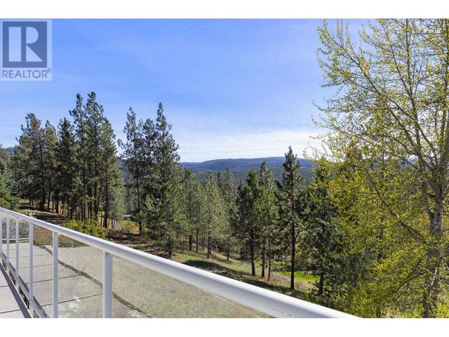 3967 Gallaghers Circle, House detached with 4 bedrooms, 3 bathrooms and 2 parking in Kelowna BC | Image 26