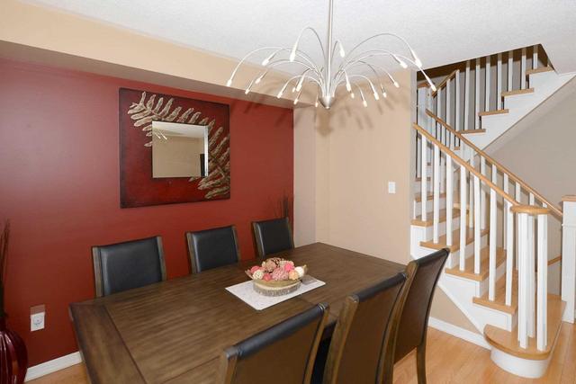 19 Tundra Swan Rd, House attached with 3 bedrooms, 4 bathrooms and 2 parking in Brampton ON | Image 13