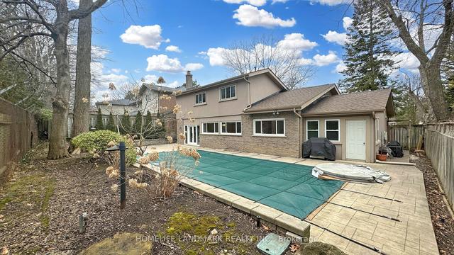 11 Caravan Dr, House detached with 4 bedrooms, 4 bathrooms and 4 parking in Toronto ON | Image 22