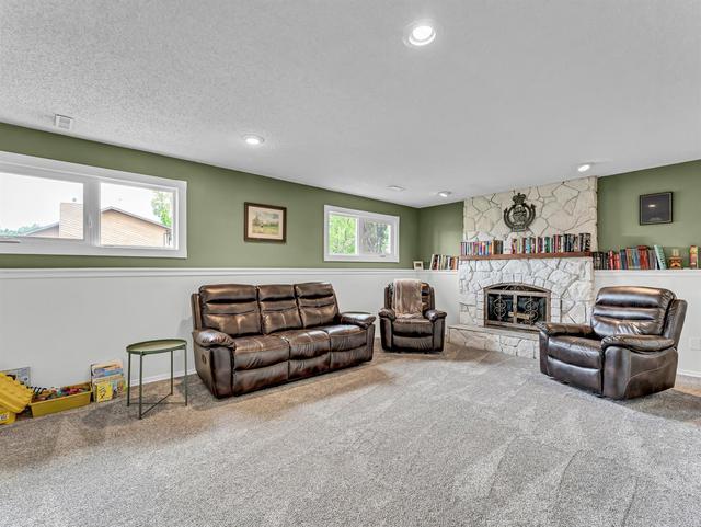 128 East Glen Drive Se, House detached with 4 bedrooms, 3 bathrooms and 2 parking in Medicine Hat AB | Image 26