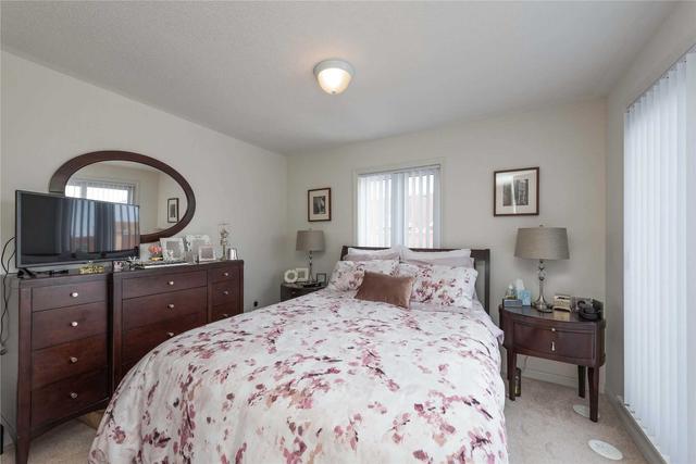 311 - 250 Sunny Meadow Blvd, Townhouse with 3 bedrooms, 3 bathrooms and 2 parking in Brampton ON | Image 2