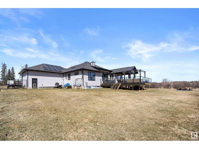 2047 Spruce Cr, House detached with 4 bedrooms, 3 bathrooms and null parking in Spring Lake AB | Image 56