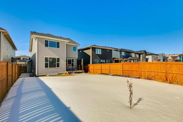 28 Cranbrook Circle Se, House detached with 3 bedrooms, 2 bathrooms and 4 parking in Calgary AB | Image 33