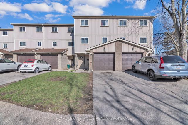 78 - 51 Paulander Dr, Townhouse with 3 bedrooms, 2 bathrooms and 2 parking in Kitchener ON | Image 1