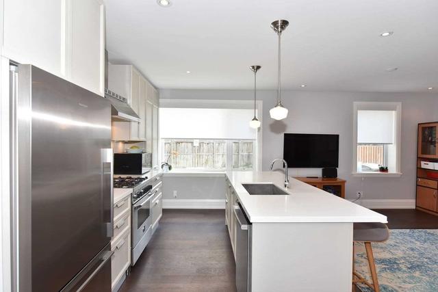 2b - 1733 Bathurst St, Condo with 3 bedrooms, 2 bathrooms and 1 parking in Toronto ON | Image 5