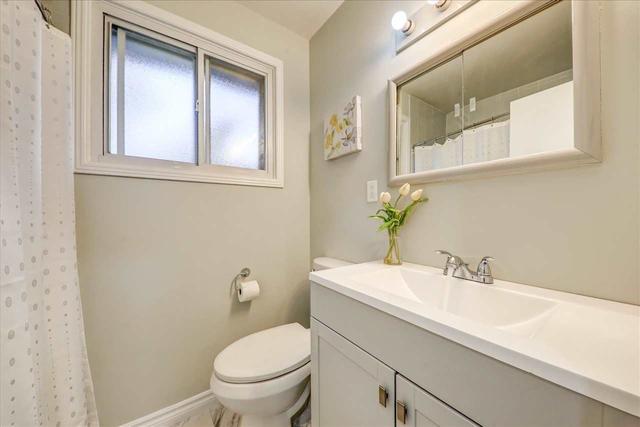 15 Pomeroy St, House semidetached with 3 bedrooms, 3 bathrooms and 5 parking in Toronto ON | Image 8