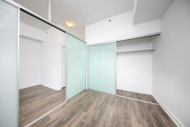 3410 - 426 University Ave, Condo with 1 bedrooms, 1 bathrooms and 0 parking in Toronto ON | Image 5