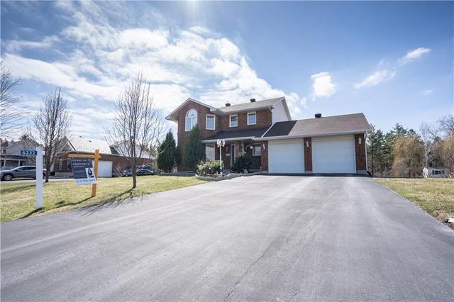 6232 Karen Drive, House detached with 3 bedrooms, 3 bathrooms and 6 parking in South Glengarry ON | Image 2
