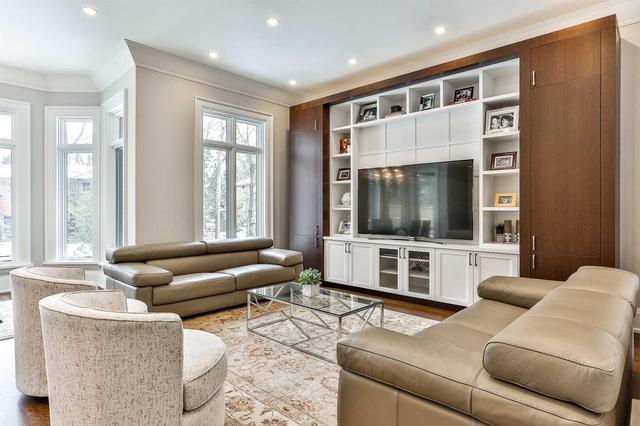7 Masters Rd, House detached with 5 bedrooms, 9 bathrooms and 2 parking in Toronto ON | Image 8