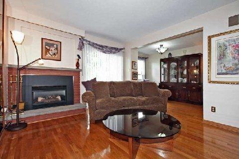 th 85 - 99 Brimwood Blvd, Townhouse with 4 bedrooms, 3 bathrooms and 2 parking in Toronto ON | Image 4