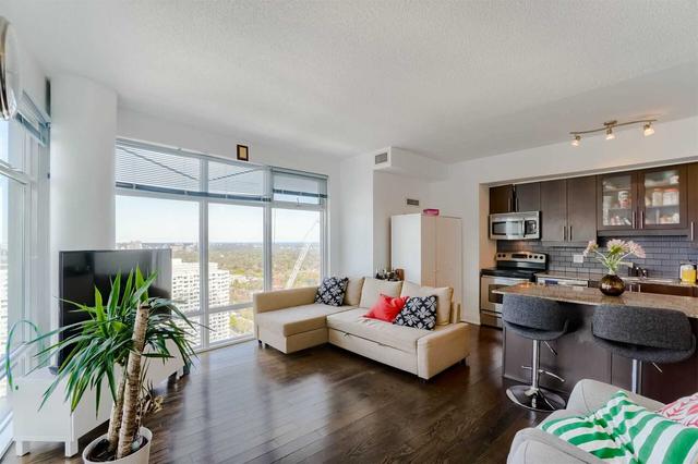 3711 - 2191 Yonge St, Condo with 2 bedrooms, 3 bathrooms and 1 parking in Toronto ON | Image 10