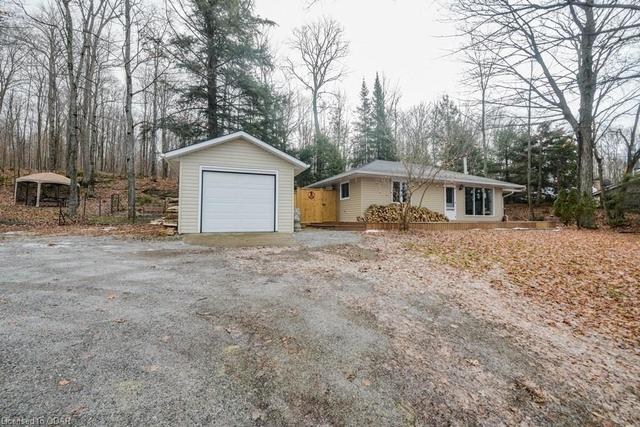 26954 Highway 28 S, House detached with 3 bedrooms, 1 bathrooms and null parking in Highlands East ON | Image 20