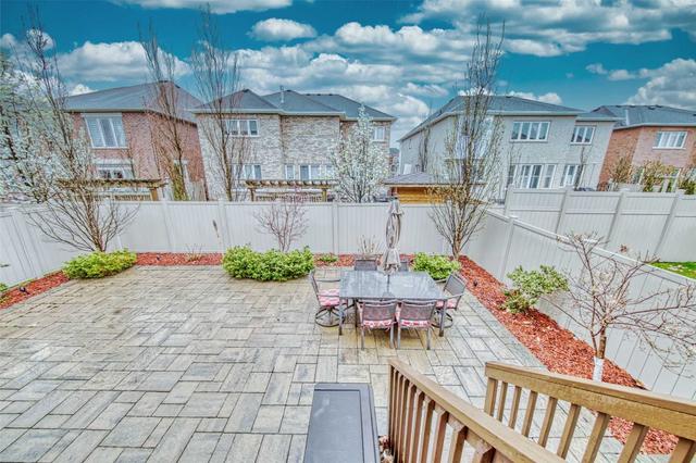 29 Altus Park Dr, House detached with 4 bedrooms, 4 bathrooms and 4 parking in Vaughan ON | Image 26