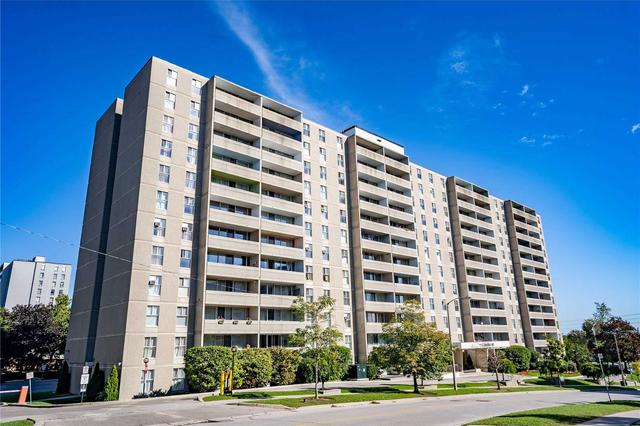 201 - 2 Glamorgan Ave, Condo with 2 bedrooms, 1 bathrooms and 1 parking in Toronto ON | Image 1