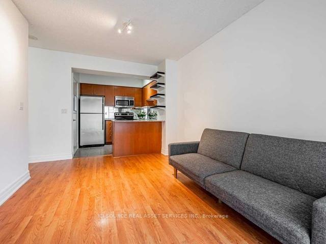 901 - 8 Scollard St, Condo with 1 bedrooms, 1 bathrooms and 0 parking in Toronto ON | Image 14