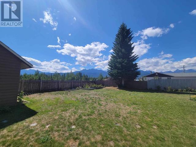 1265 9th Avenue, House other with 3 bedrooms, 2 bathrooms and null parking in Valemount BC | Image 4