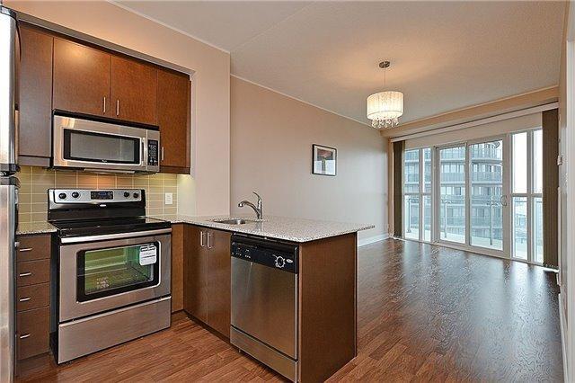 3206 - 50 Absolute Ave, Condo with 1 bedrooms, 1 bathrooms and 1 parking in Mississauga ON | Image 3