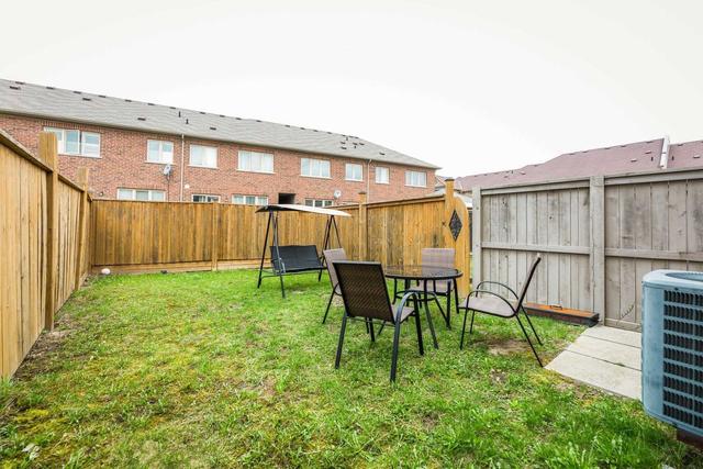 16 Cedarbrook Rd, House attached with 3 bedrooms, 3 bathrooms and 2 parking in Brampton ON | Image 27