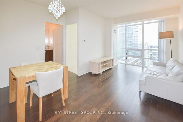2001 - 825 Church St, Condo with 2 bedrooms, 2 bathrooms and 1 parking in Toronto ON | Image 19