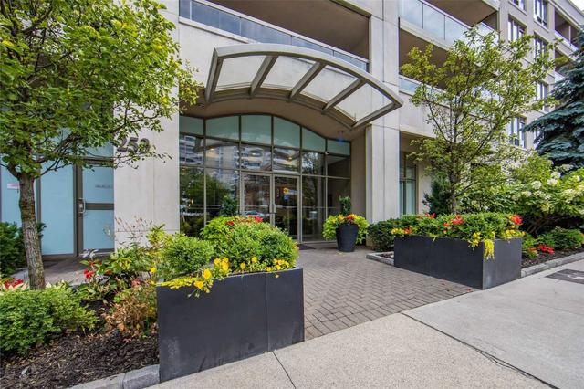 1005 - 253 Merton St, Condo with 2 bedrooms, 1 bathrooms and 1 parking in Toronto ON | Image 12