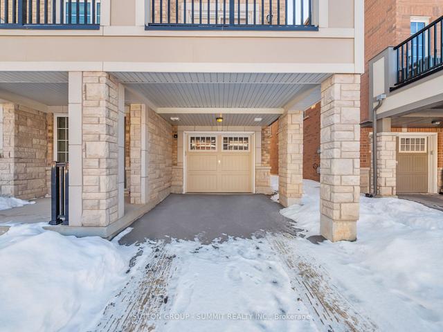 286 Sarah Cline Dr S, House attached with 3 bedrooms, 2 bathrooms and 3 parking in Oakville ON | Image 23