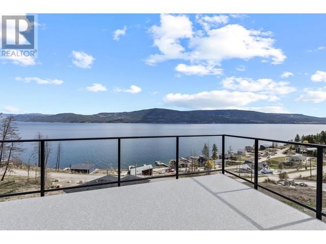 8875 Westside Road, House detached with 3 bedrooms, 2 bathrooms and 3 parking in Central Okanagan West BC | Image 4