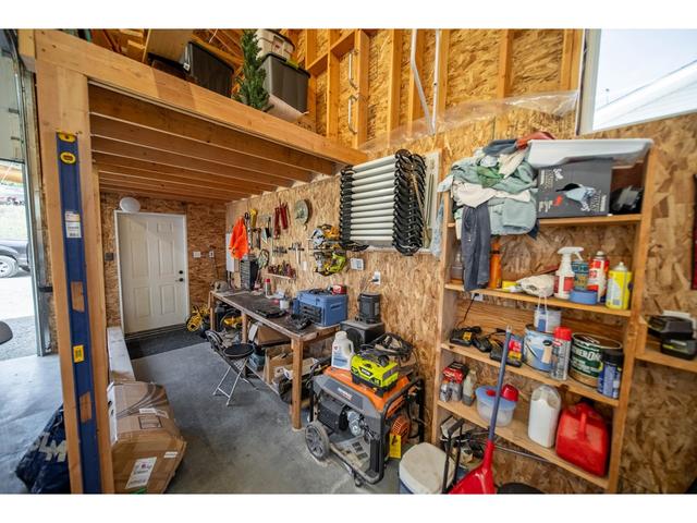 1958 Hunter Road, House detached with 3 bedrooms, 2 bathrooms and null parking in East Kootenay C BC | Image 37