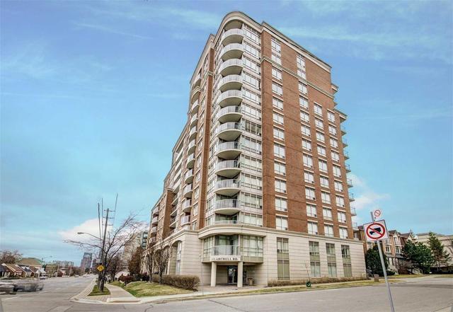 902 - 2 Clairtrell Rd, Condo with 2 bedrooms, 1 bathrooms and 1 parking in Toronto ON | Image 1