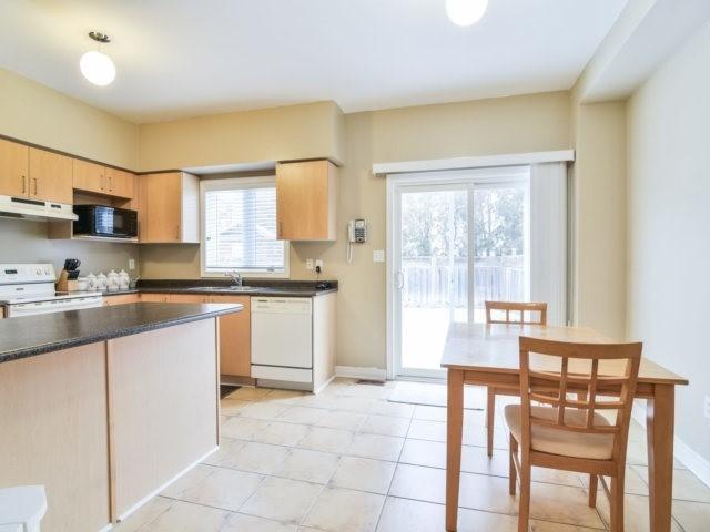 3645 Bala Dr, House semidetached with 3 bedrooms, 3 bathrooms and 1 parking in Mississauga ON | Image 7