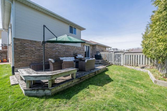 846 Paisley Rd, House detached with 4 bedrooms, 2 bathrooms and 3 parking in Guelph ON | Image 27