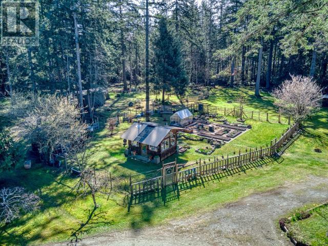 9537 Nassichuk Road, House detached with 4 bedrooms, 2 bathrooms and 8 parking in Powell River C BC | Image 74