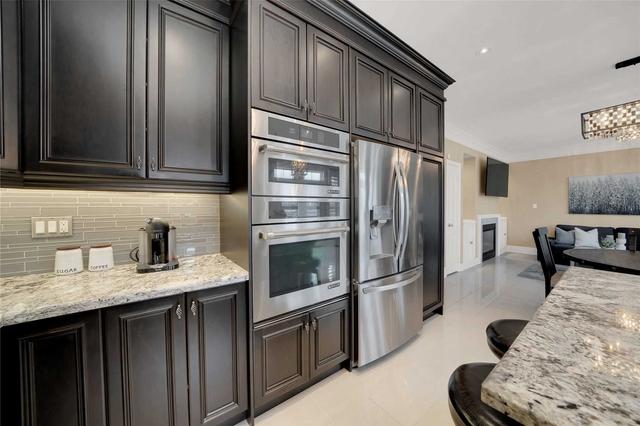 20 Irwin Pl, House detached with 4 bedrooms, 4 bathrooms and 4 parking in Bradford West Gwillimbury ON | Image 6