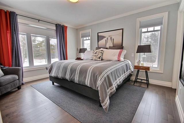 1 Birchmount Rd, House detached with 2 bedrooms, 3 bathrooms and 4 parking in Toronto ON | Image 4