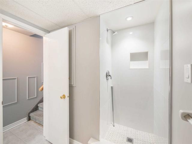 234 Huronia Rd, House detached with 3 bedrooms, 2 bathrooms and 3 parking in Barrie ON | Image 30