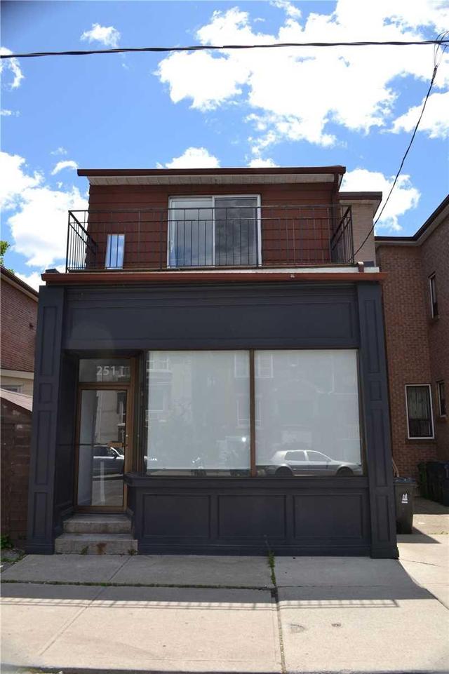 1 - 251 Hallam St, House detached with 2 bedrooms, 2 bathrooms and null parking in Toronto ON | Image 1