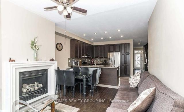 86 Naperton Dr N, House attached with 3 bedrooms, 4 bathrooms and 4 parking in Brampton ON | Image 20