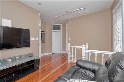 257 Osler St, House semidetached with 3 bedrooms, 2 bathrooms and 1 parking in Toronto ON | Image 14