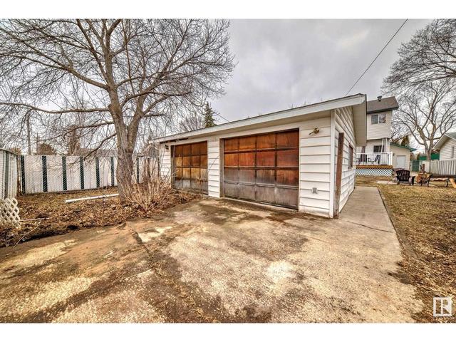 9531 152 St Nw, House detached with 3 bedrooms, 2 bathrooms and null parking in Edmonton AB | Image 48